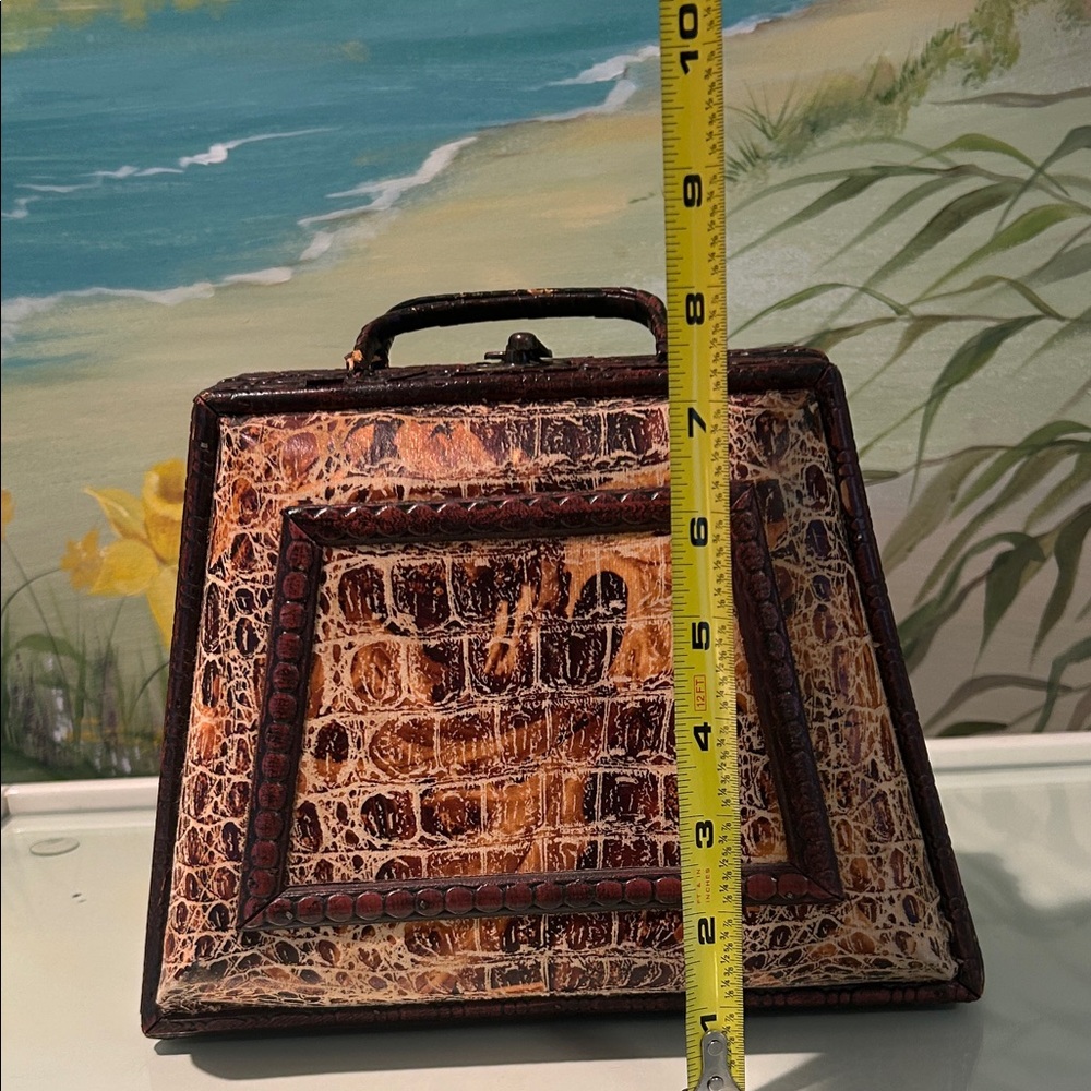 Vintage Faux Croc-Embossed Trapezoid Top-Handle Wood Bag in Brown - Picture 9 of 11